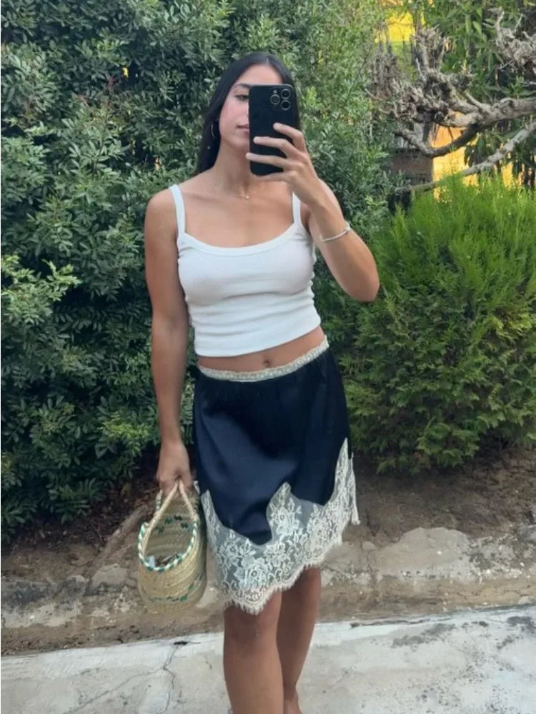 חצאית מיני דגם נעם
